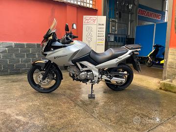 Suzuki V Strom DL 650 - 2004