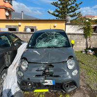Fiat 500 Abarth sinistrata