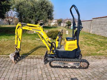 Escavatore usato YANMAR VIO10-2A Anno 2011 Ore 200