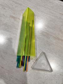 Porta cannucce in plastica colorata