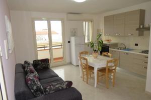 Appartamento a Torre San Giovanni