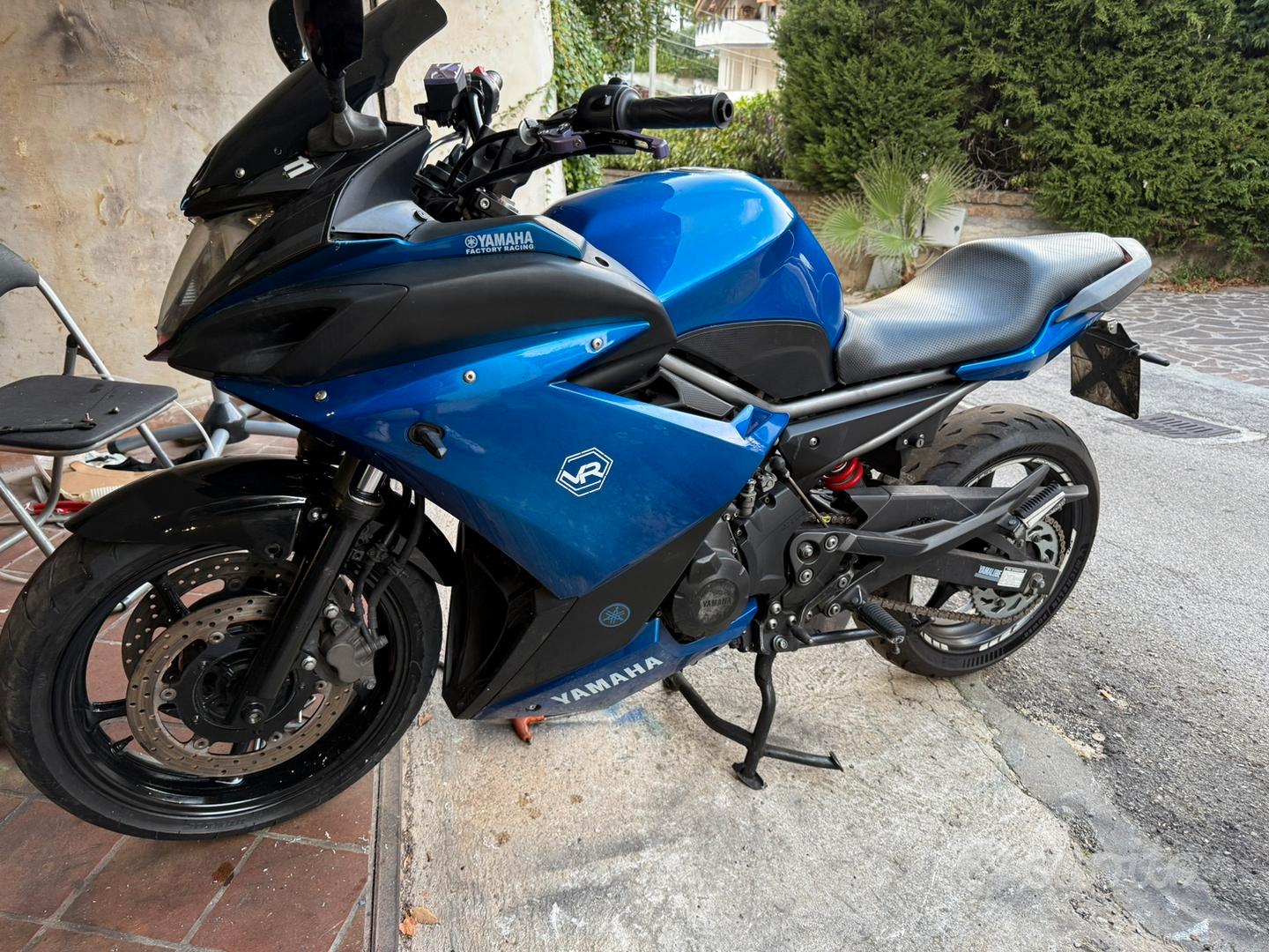 Xj6 Diversion Xj6 Depotenziata Usata Yamaha Xj6 Moto E Scooter In