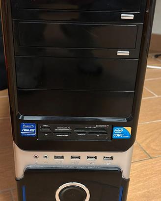 PC fisso desktop completo con monitor