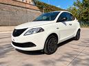 lancia-ypsilon-1-0-hybrid-silver-prezzo-reale-