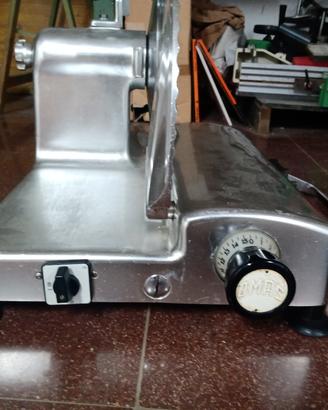Affettatrice Omas trifase