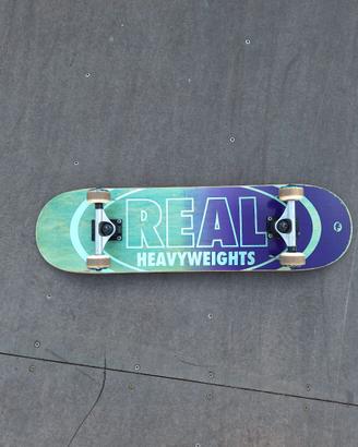 Skateboard Real Heavyweights Resistente Leggero
