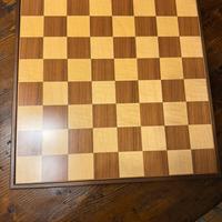 Scacchiera anni 80 con roulette,dama,carte,dadi