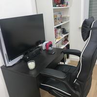 Monitor sedia scrivania e cassa