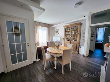 Empoli - 150 mq con giardino, box e taverna