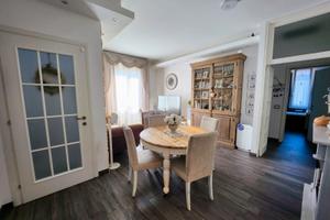 Empoli - 150 mq con giardino, box e taverna