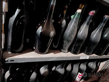 Bottiglie  di vino tipo Albeisa