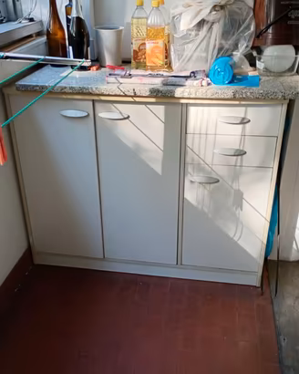 MOBILE IN FORMICA BIANCO
