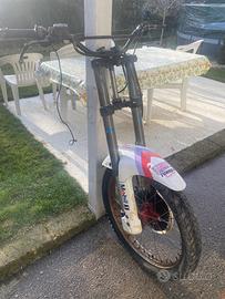 Forcelle con ruota da 21