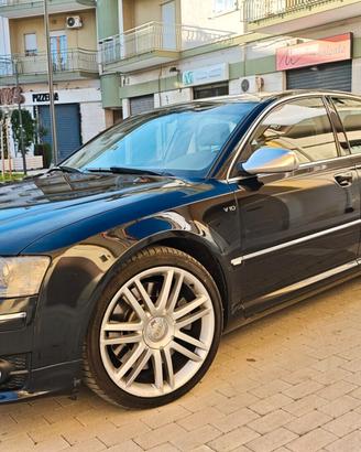 Audi A8 S8 5.2 V10 quattro tiptronic Lamborghini