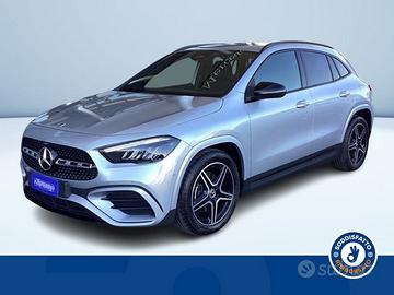 Mercedes-Benz GLA 180 d Automatic AMG Line Pr...