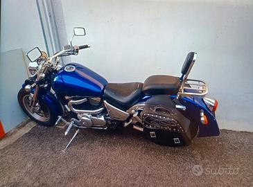 SUZUKI MARAUDER 805 DEL 2004.