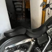 Sella Harley-Davidson Dyna Street Bob