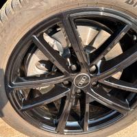 PNEUMATICI BRIDGESTONE CON CERCHI IN LEGA NERI