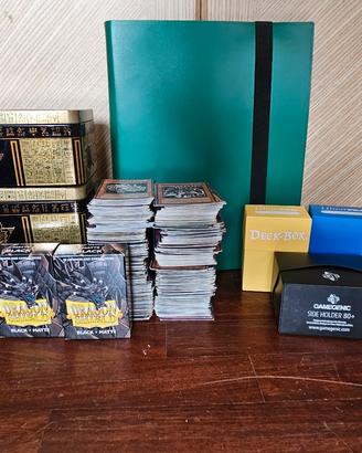 Lotto carte Yugioh (e accessori)