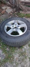 4 cerchi con gomme