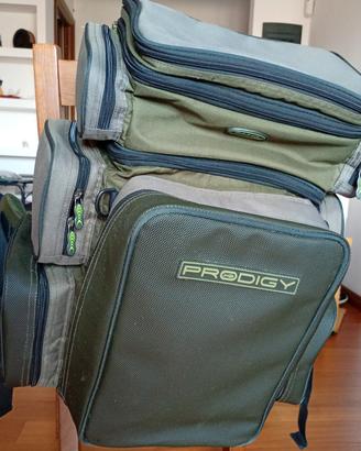 Zaino pesca campeggio Prodigy Tackle Base 