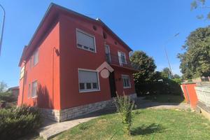 VILLA SINGOLA A SAN PIETRO IN CERRO