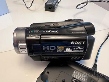 Sony Handycam HDR-SR7 con base di ricarica