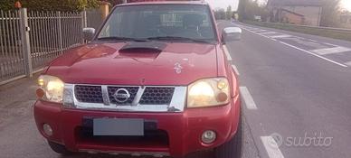 Nissan pick-up