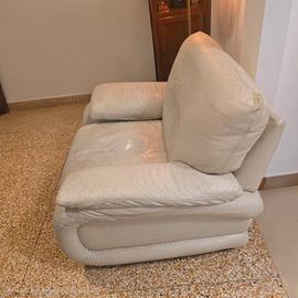 in divano + poltrona