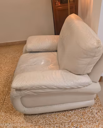 in divano + poltrona