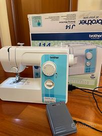 Macchina da cucire Brother J14