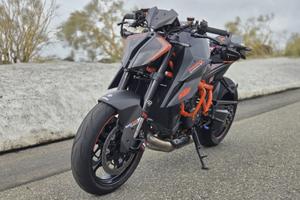 KTM 1290 Super Duke R, anno 2021 full optional