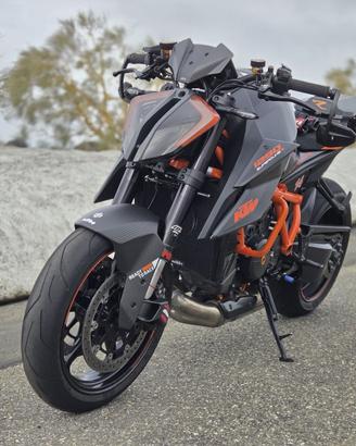 KTM 1290 Super Duke R, anno 2021 full optional