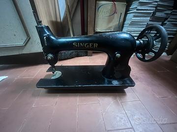 Macchina da cucire singer