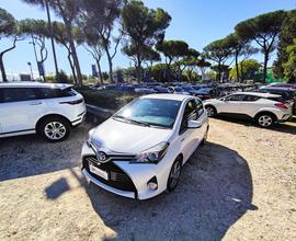 TOYOTA Yaris 1.5h HYBRID ACTIVE 72cv TELECAM BLU