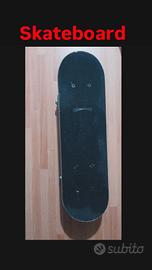 Skateboard bambino/a – grafica spaziale, ruote 