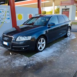 Audi A6 3.0 quattro tiptronic 