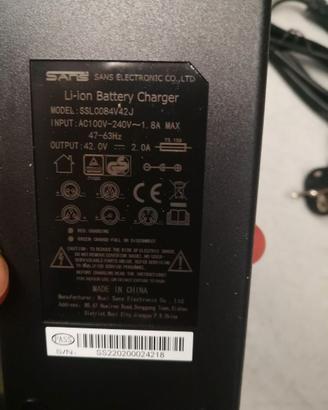 CARica batteria 36v e-bike M1