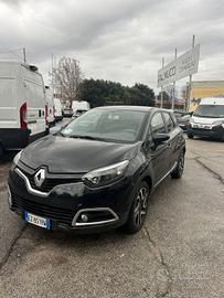 Renault Captur 1.5 dCi 8V 110 CV Start&Stop E...