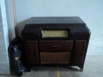Radiogrammofono Telefunken T8
