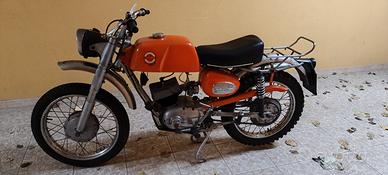 Benelli 125 cc scrambler 