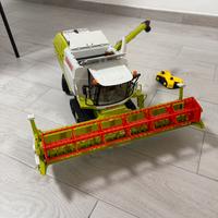 Mietitrebbia  giocattolo