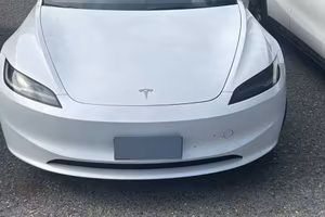 Tesla model 3 my 2024 30000km