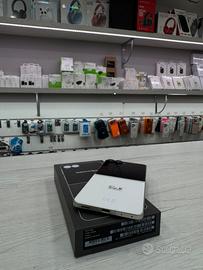SAMSUNG GALAXY Z FLIP 8