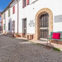 VILLA A SCHIERA CENTRALE A RAVENNA