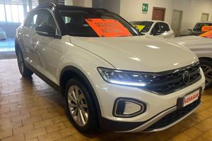 VOLKSWAGEN T-Roc 1.0 TSI Life LED 17" CLIMATRONI