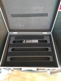 Pedalboard con custodia 