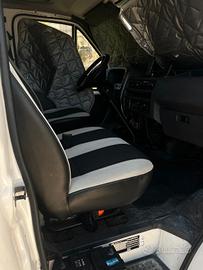 camper mansardato sette posti