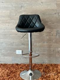 2 sgabelli di design con pistone in ecopelle