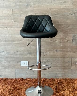 2 sgabelli di design con pistone in ecopelle